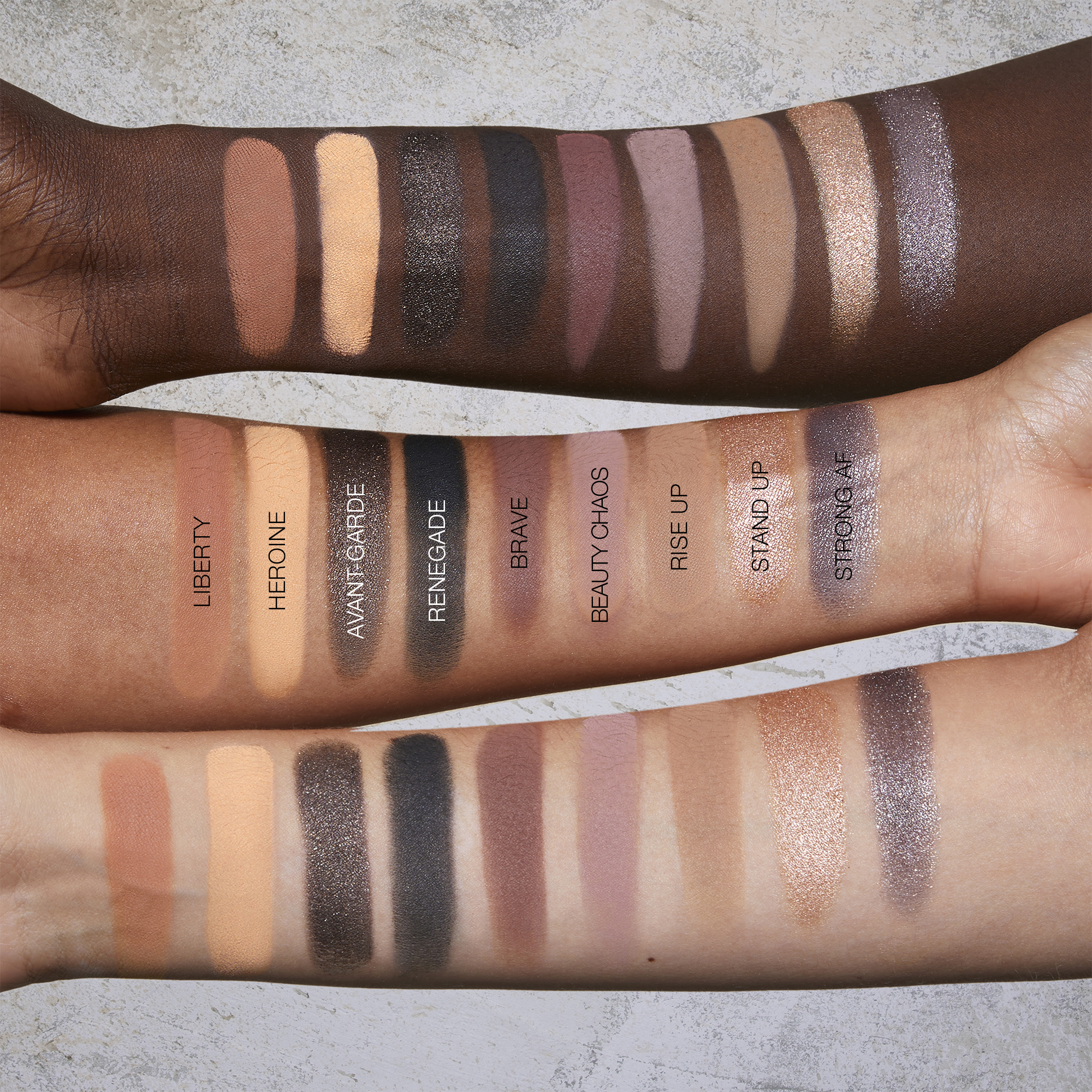 GRUNGE EYESHADOW PALETTE (PALETA DE SOMBRAS)